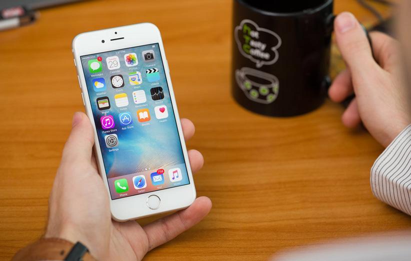 اپل کاهش سرعت آیفون به دلیل آپدیت iOS را به اطلاع کاربران می رساند
