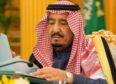 دستور پادشاه عربستان برای اعطای نشان به افسران شرکت نموده در جنگ یمن