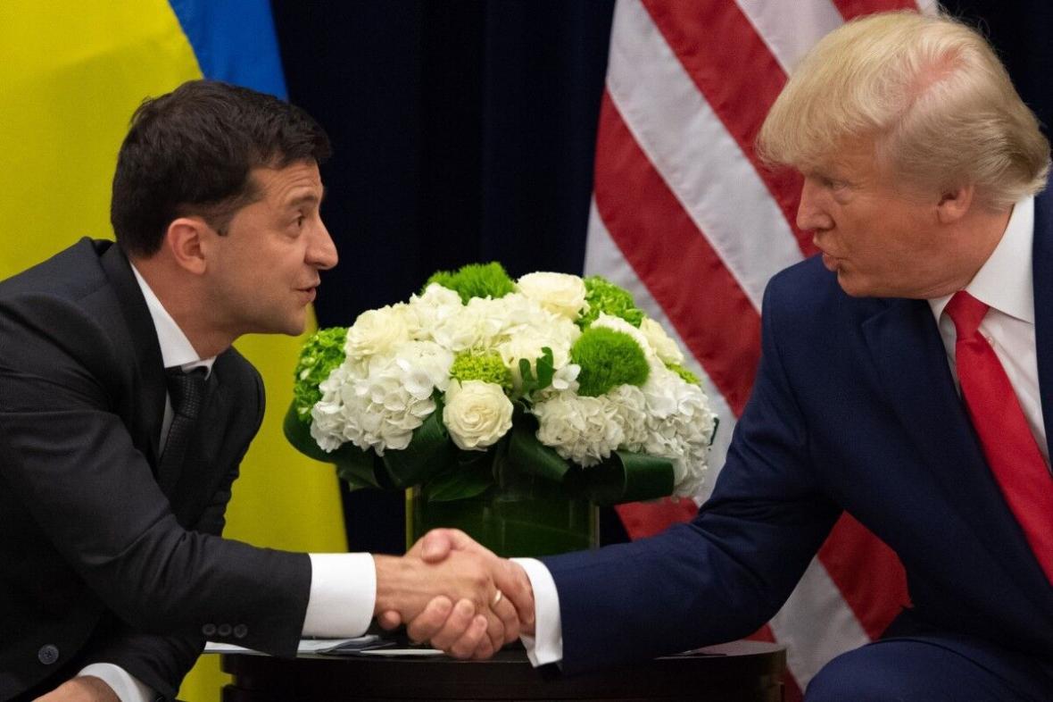 ترامپ متن مکالمه اولش با رئیس جمهوری اوکراین را منتشر می کند