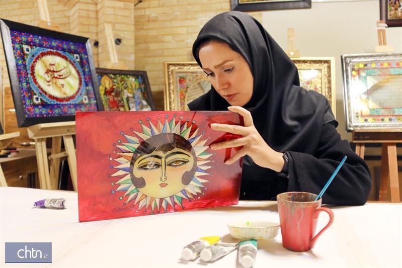 نمایشگاه نقاشی های پشت شیشه آقاقاسمی ها در وزارت میراث فرهنگی، گردشگری و صنایع دستی