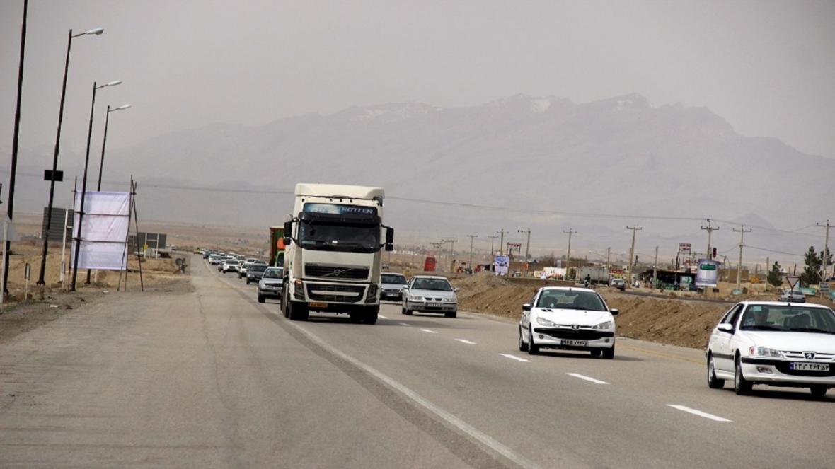 ترافیک در جاده های استان سمنان روان است