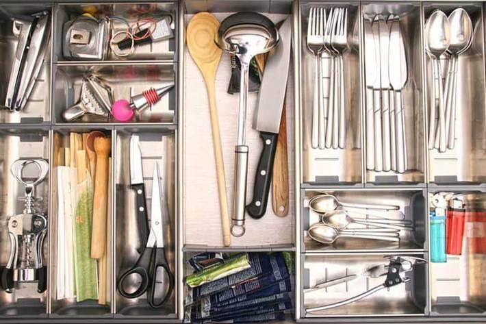 6 وسیله غیر ضروری در آشپزخانه ها که می توانید دور بیندازید!
