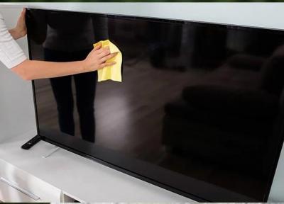 تمیز کردن صفحه نمایشگر تلویزیون (بایدها و نبایدهای خطرناک)