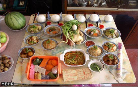 جشنواره عجیب روحِ گرسنه در شرق آسیا!