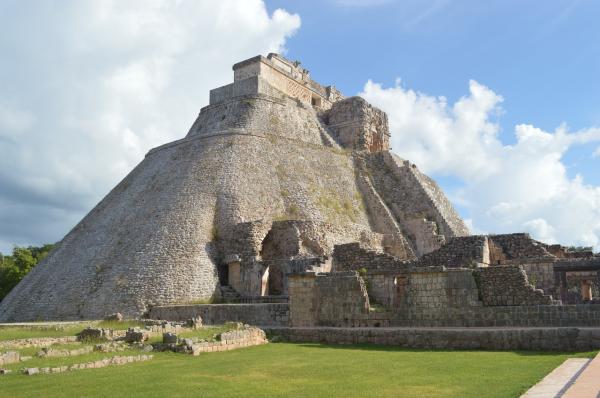 راهنمای سفر مکزیک، سرزمین عجایب تاریخی